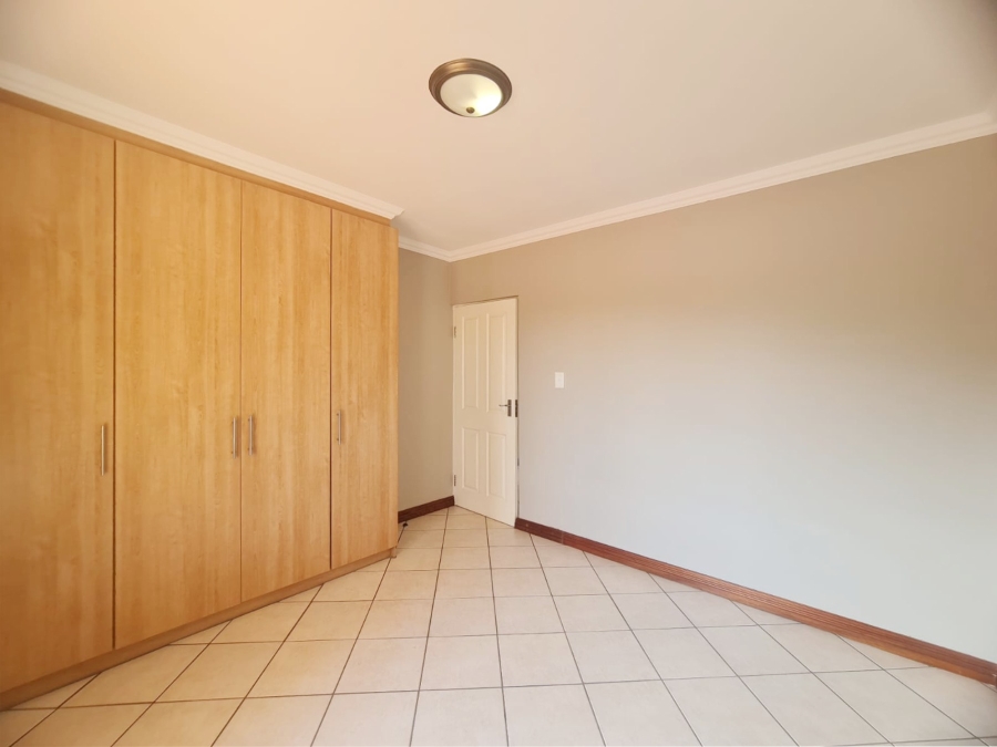 To Let 2 Bedroom Property for Rent in Kosmos North West